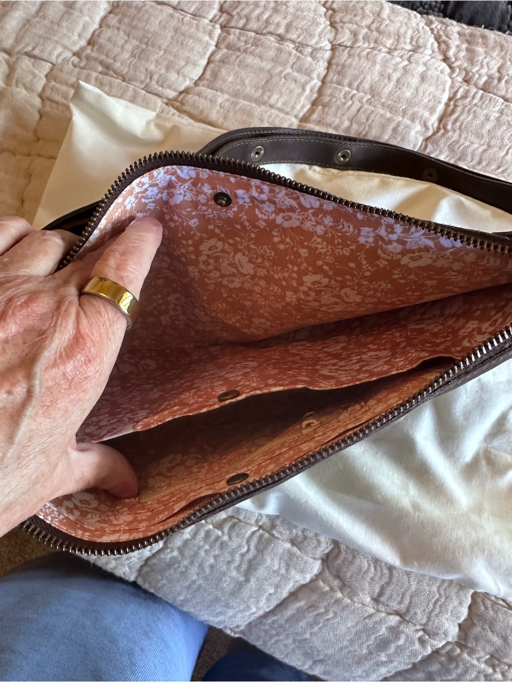 Lyon Leather Co handbag - Picture 3 of 8